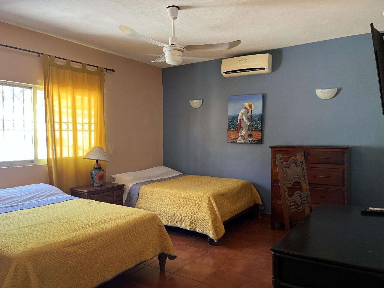 Casa De La Alegria 2 Apartments Mazatlán Eksteriør billede